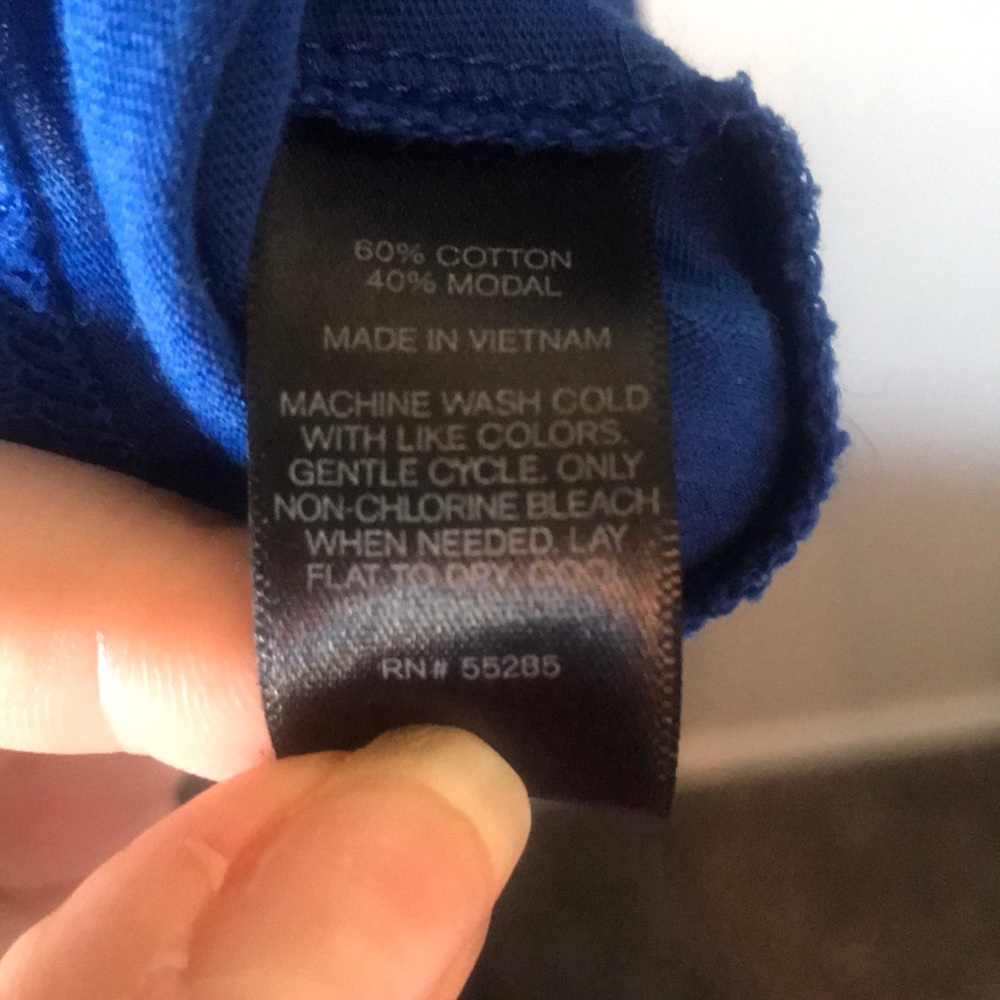 Express Blue Button Back Top - Picture 4 of 4